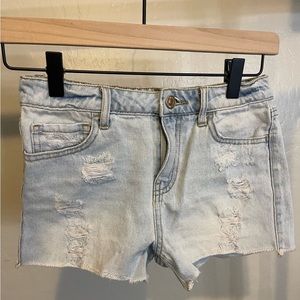 F21 Girls Distressed Light Wash Denim Shorts - Size 11/12 Girls